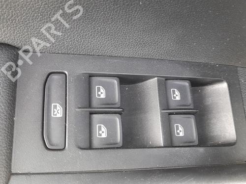 Used Left front window switch Left front window switch SKODA OCTAVIA III (5E3, NL3, NR3) 1.5 TSI (150 hp) 33886564 33886564