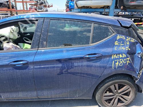 Used Left rear door Left rear door 37217283 37217283