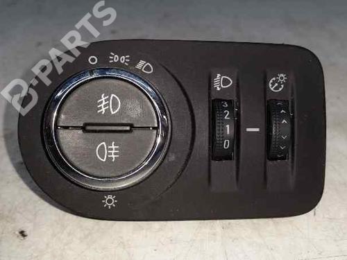 Used Headlight switch OPEL CORSA D (S07) 1.4 (L08, L68) (100 hp) 1340516