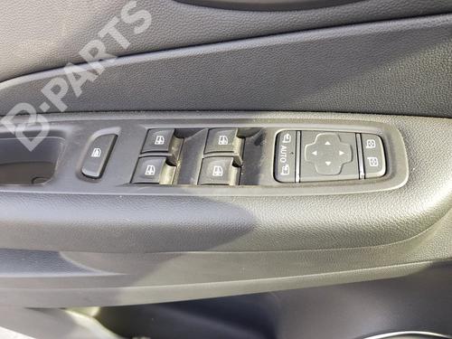 Used Left front window switch Left front window switch RENAULT CAPTUR I (J5_, H5_) 1.2 TCe 120 (118 hp) 10986802 10986802