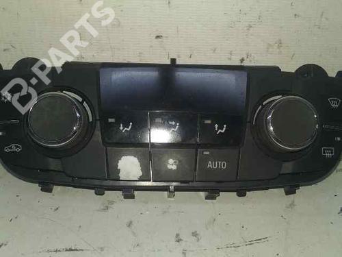 Used Climate control OPEL INSIGNIA A (G09) [2008-2017]  704692