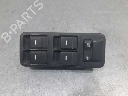 Used Left front window switch LAND ROVER DISCOVERY III (L319) [2004-2009]  23427651