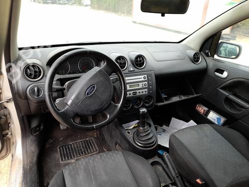 Front wiper motor FORD FIESTA V (JH_, JD_) 1.4 16V | BP30152206M29