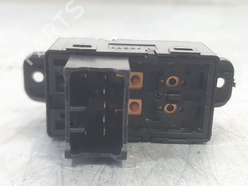 Right front window switch KIA CARENS IV 1.7 CRDi | BP37217442I26 - Image 3