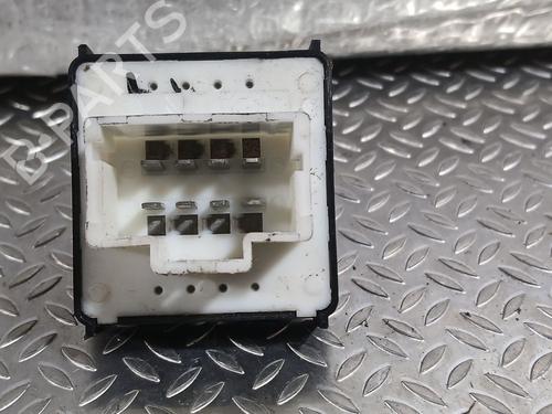 Left front window switch CITROËN C4 CACTUS 1.6 HDi 90 | BP36325639I27 - Image 2