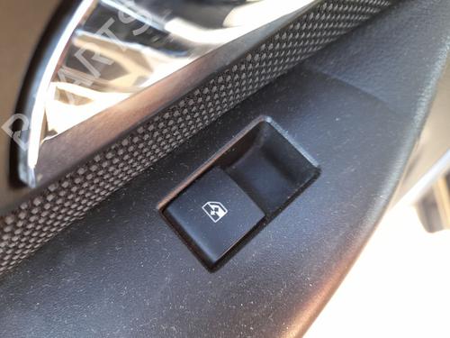 Raamschakelaar links achter CHEVROLET CRUZE Hatchback (J305) 2.0 CDI (163 hp) 29972716