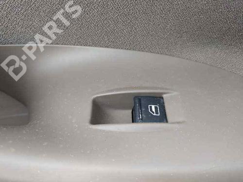 Used Right front window switch Right front window switch VW PASSAT B6 (3C2) 1.4 TSI (122 hp) 8255240 8255240