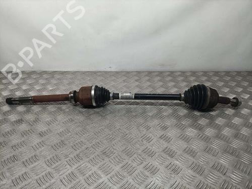 Used Right front driveshaft PEUGEOT 308 II (LB_, LP_, LW_, LH_, L3_) [2013-2021]  16163686