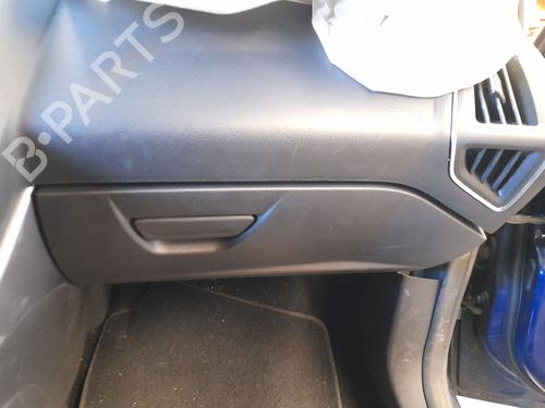 handskerum-ford-focus-iii-2010-2011-2012-2013-2014-2015-2016-2017-2018-2019-2020-36498776 main image
