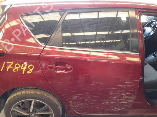Porta posteriore destra Porta posteriore destra TOYOTA AURIS (_E18_) 1.8 Hybrid (ZWE186_, ZWE186R) (136 hp) 37218183 37218183