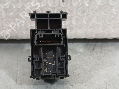 Right front window switch TOYOTA YARIS (_P21_, _PA1_, _PH1_) 1.5 Hybrid (MXPH11) | BP26407292I26 - Image 2