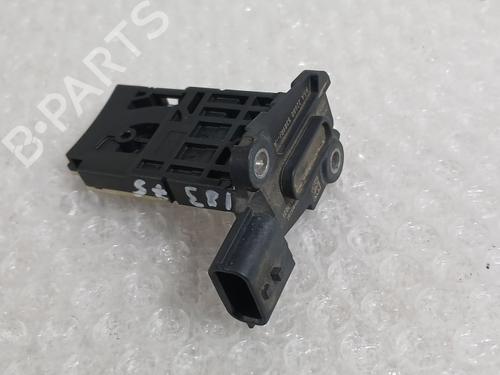 mass-air-flow-sensor-renault-megane-iv-hatchback-b9amn_-2015-40534325 main image