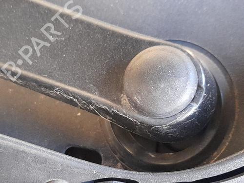 front-wiper-motor-vw-golf-sportsvan-vii-am1-an1-2014-2015-2016-2017-2018-2019-2020-37183405 main image