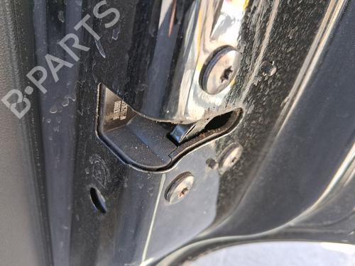 Højre bagtil lås Højre bagtil lås JEEP AVENGER (J2) Electric (156 hp) 33981364 33981364