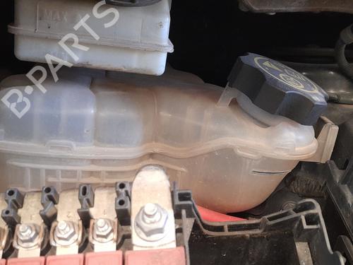 Ekpansionstank Ekpansionstank OPEL ZAFIRA TOURER C (P12) 1.6 CDTI (75) (136 hp) 36674552 36674552