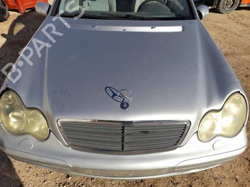 Motorhjelm MERCEDES-BENZ C-CLASS T-Model (S203) C 220 CDI (203.206, 203.208) (143 hp) 31340395