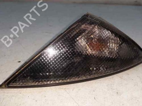 left-front-indicator-lancia-y-840_-blanco-1995-1996-1997-1998-1999-2000-2001-2002-2003-828393 main image