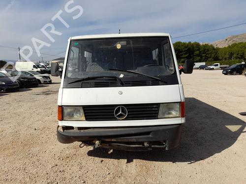 Grille MERCEDES-BENZ MB Van (W631) D (631.332, 631.342) | BP29828335C40