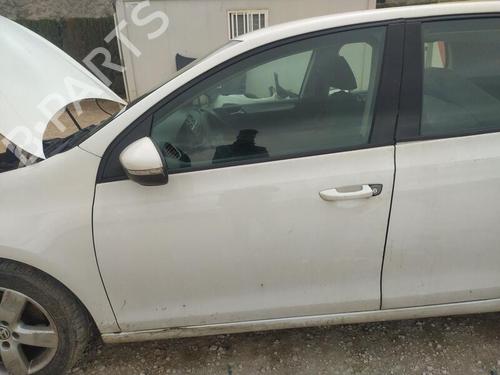 Used Left front door VW GOLF VI (5K1) 1.6 TDI (105 hp) 24677075