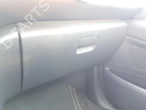 Used Glove box PEUGEOT 5008 (0U_, 0E_) 1.2 (131 hp) 28732268