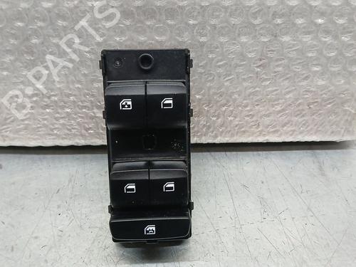 Interrupteur de vitre avant gauche HYUNDAI i20 III (BC3, BI3) 1.2 (84 hp) 33016248