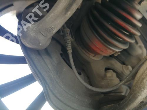 Used Left front steering knuckle Left front steering knuckle MERCEDES-BENZ A-CLASS (W176) A 180 CDI / d (176.012) (109 hp) 8934094 8934094