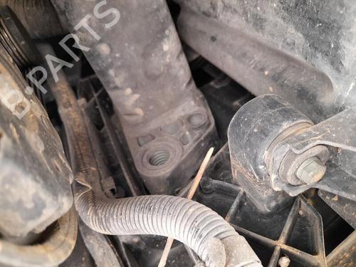 Used Front bumper reinforcement AUDI A2 (8Z0) 1.4 (75 hp) 27702773