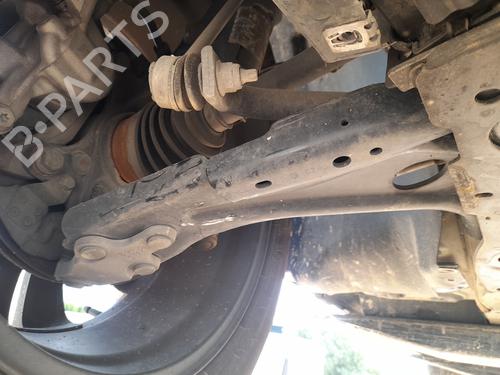 Used Right front suspension arm PEUGEOT 3008 II SUV (MC_, MR_, MJ_, M4_) 1.5 BlueHDi 130 (131 hp) 26891334