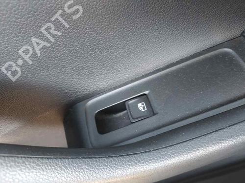 Used Right front window switch SKODA FABIA III (NJ3) [2014-2021]  26718197