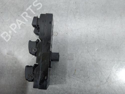 Left front window switch KIA SPORTAGE II (JE_, KM_) 2.0 i 16V | BP26722281I27 