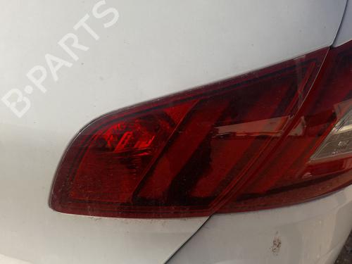 Fanale sezione interna posteriore destro PEUGEOT 308 II (LB_, LP_, LW_, LH_, L3_) 1.6 BlueHDi 120 (120 hp) 30858191