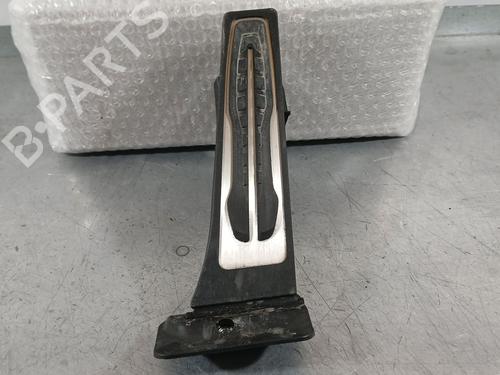 Pedale Pedale BMW 1 (F40) 118 d (150 hp) 35964071 35964071