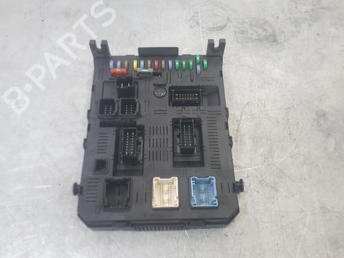 Zekeringkast Zekeringkast PEUGEOT 307 SW (3H) 2.0 HDi 135 (136 hp) 37473544 37473544