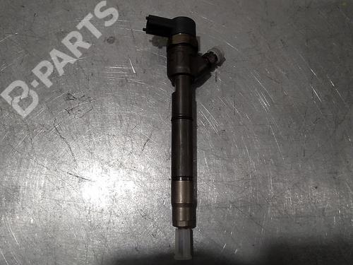 Used Injector HYUNDAI TUCSON (TL, TLE) 1.7 CRDi (116 hp) 9575474