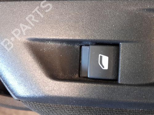 Højre bagtil elrude kontakt Højre bagtil elrude kontakt PEUGEOT 308 SW III (FC_, FJ_, FR_, F4_, FN_) BlueHDi 130 (FCYHZL, FCYHZT) (131 hp) 37218334 37218334
