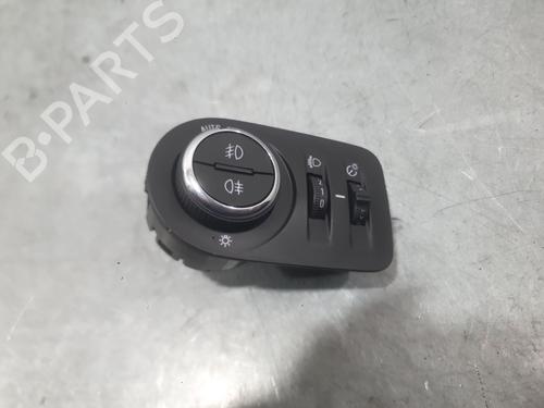 Used Headlight switch Headlight switch OPEL CORSA F (P2JO) 1.2 (68) (101 hp) 39955053 39955053