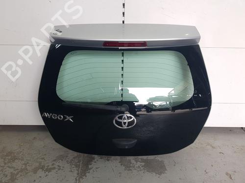 tailgate-toyota-aygo-x-_b7_-2022-30201482 main image