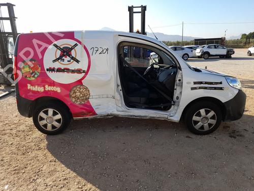 Fuse box NISSAN NV250 Van (X61) dCi 80 | BP32059027E1 