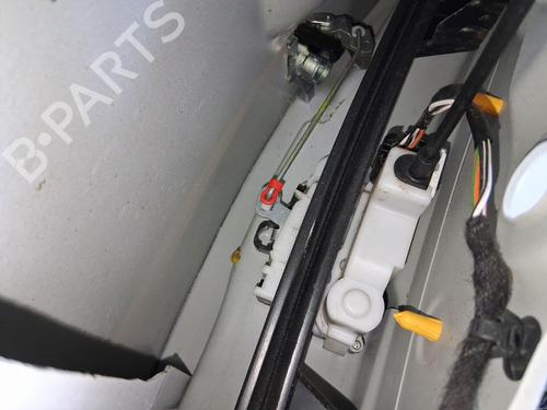 front-right-lock-fiat-500-312_-2007-33619199 main image