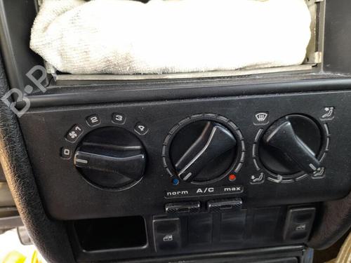 AC Styreenhet / Manøvreringsenhet SEAT TOLEDO I (1L2) 1.8 i (88 hp) 28296810