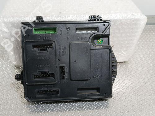 fuse-box-renault-megane-iii-hatchback-bz01_-b3_-2008-40195150 main image