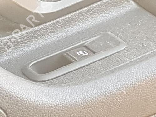 Used Right front window switch SKODA FABIA II (542) 1.2 12V (60 hp) 29208853
