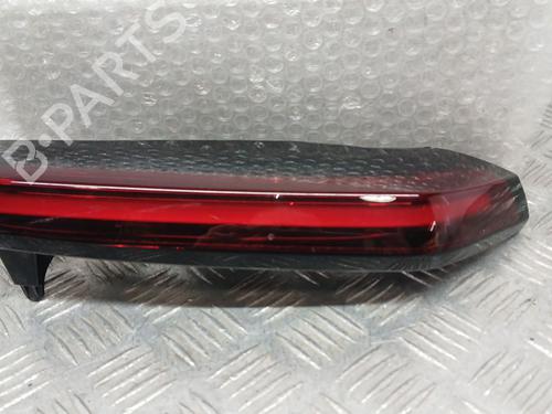 Used Right tailgate light CITROËN C4 III (BA_, BB_, BC_) 1.2 PureTech 130 (BAHNSA, BAHNSB) (130 hp) 27241339