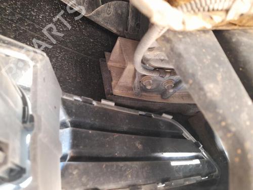 Used Front bumper reinforcement AUDI A3 (8P1) 1.6 TDI (105 hp) 27241192