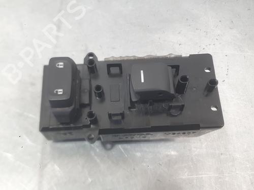 Used Right front window switch Right front window switch 33469322 33469322