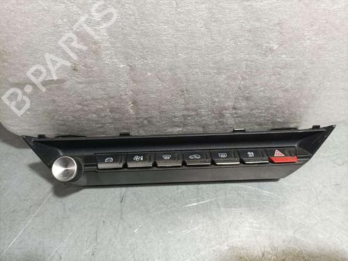 Used Switch PEUGEOT 308 III (FB_, FH_, FP_, F3_, FM_) BlueHDi 130 (FBYHZL, FBYHZT) (131 hp) 12566822