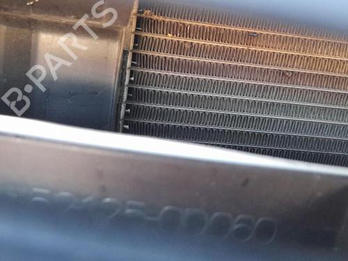 Køler TOYOTA YARIS (_P13_) 1.5 (NSP131_) (112 hp) 30001940