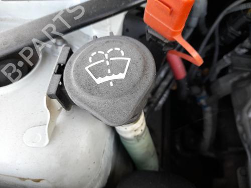 Used Windscreen washer tank BMW 1 (E87) 118 d (143 hp) 27585701