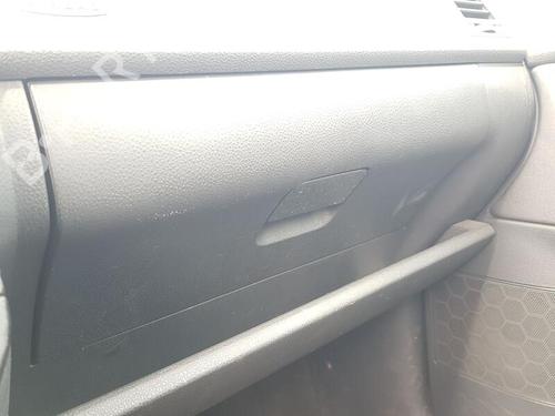 Used Glove box VW POLO (9N_, 9A_) 1.4 16V (75 hp) 25470193