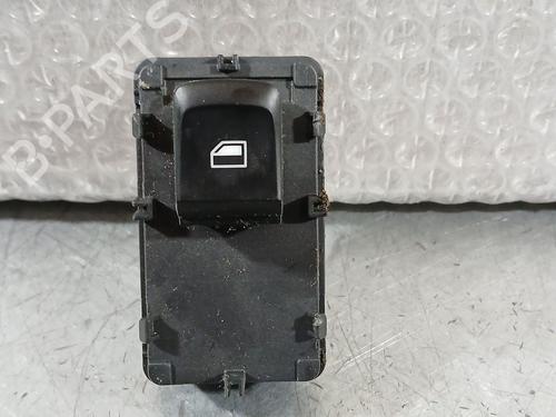 right-front-window-switch-mg-mg-zs-suv-azs1-2017-34103154 main image